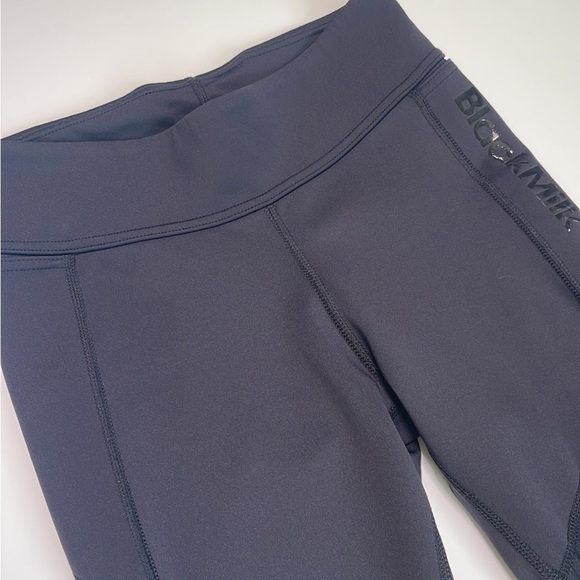 Black Milk Crop leggings in black lace details SzS SMALL - Picture 2 of 12